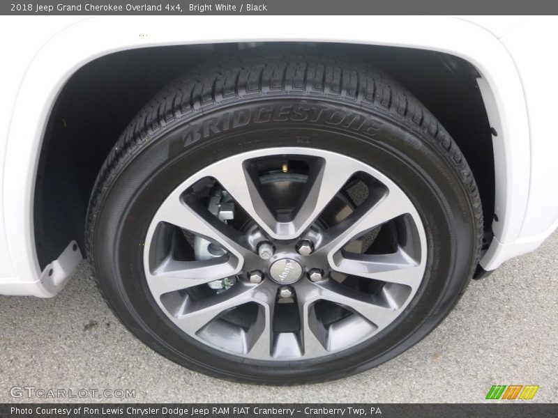 Bright White / Black 2018 Jeep Grand Cherokee Overland 4x4