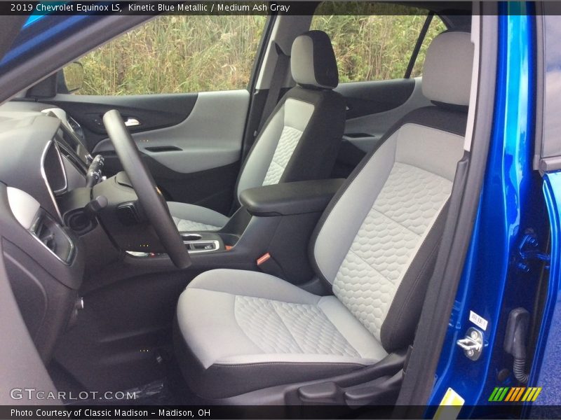 Kinetic Blue Metallic / Medium Ash Gray 2019 Chevrolet Equinox LS