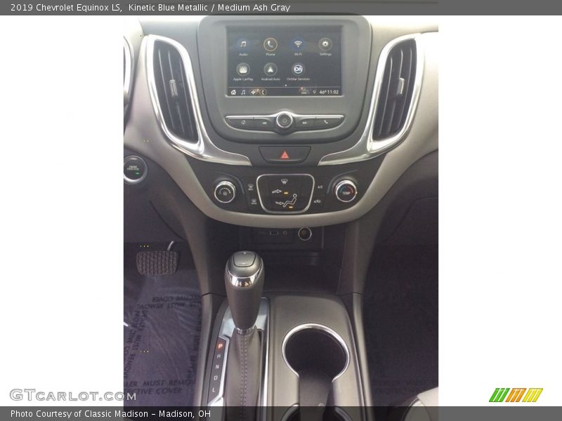 Kinetic Blue Metallic / Medium Ash Gray 2019 Chevrolet Equinox LS