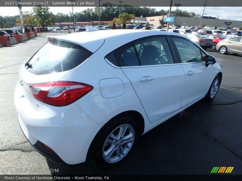 Summit White / Jet Black 2017 Chevrolet Cruze LT