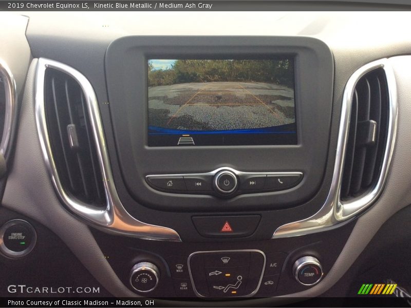 Kinetic Blue Metallic / Medium Ash Gray 2019 Chevrolet Equinox LS