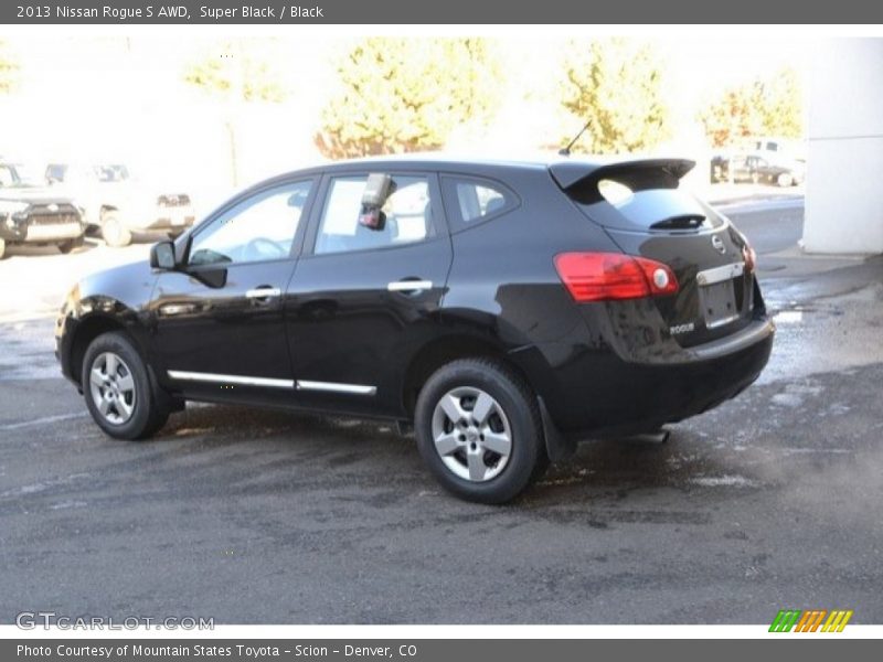 Super Black / Black 2013 Nissan Rogue S AWD