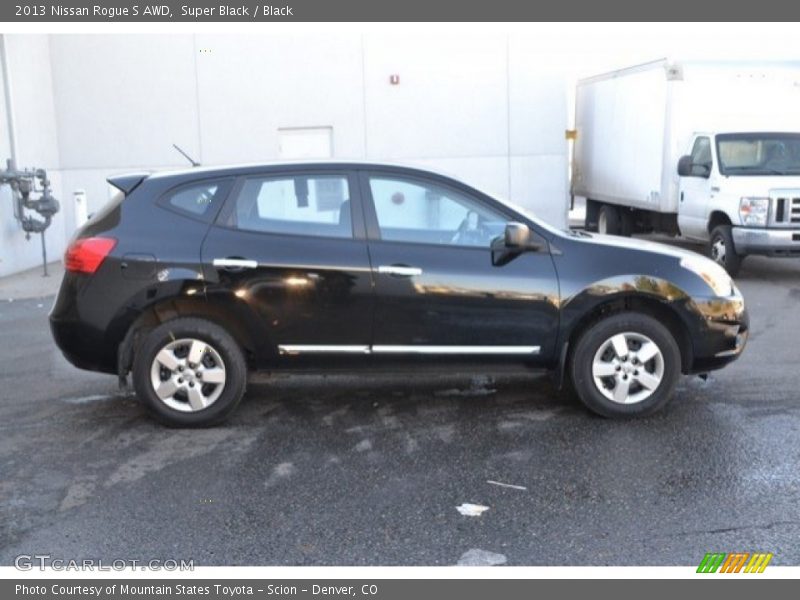 Super Black / Black 2013 Nissan Rogue S AWD