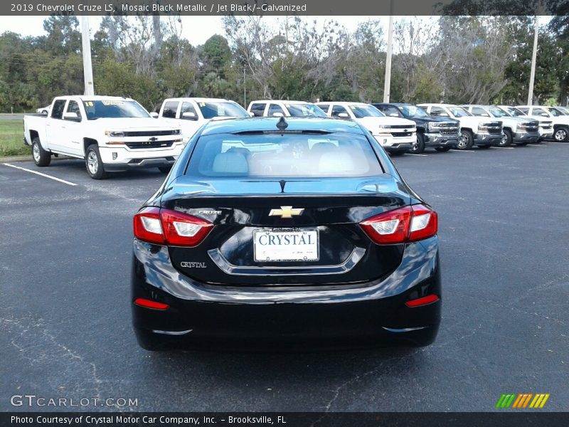 Mosaic Black Metallic / Jet Black/­Galvanized 2019 Chevrolet Cruze LS
