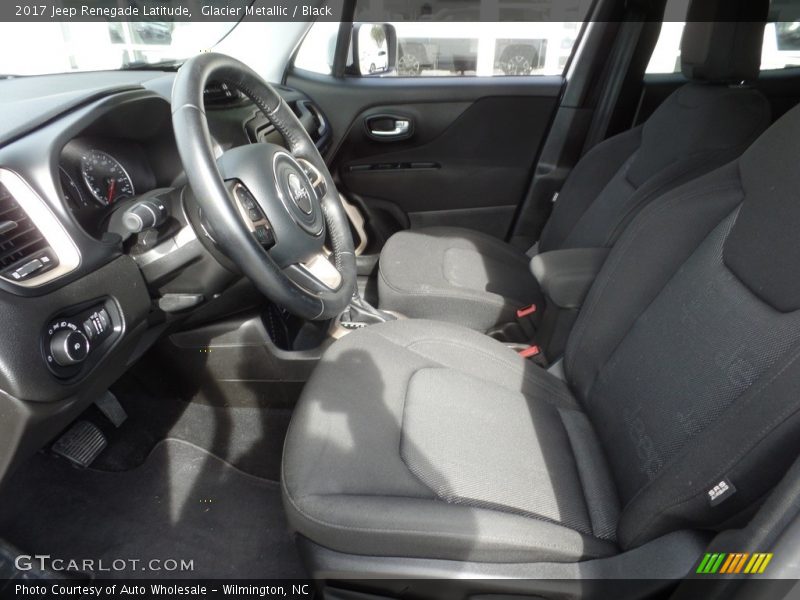 Glacier Metallic / Black 2017 Jeep Renegade Latitude