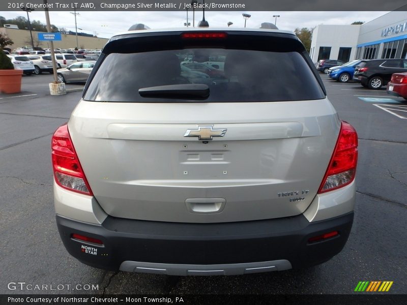 Champagne Silver Metallic / Jet Black/Brownstone 2016 Chevrolet Trax LT AWD