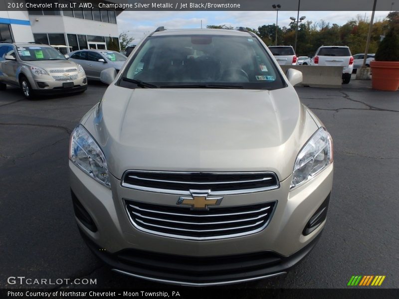 Champagne Silver Metallic / Jet Black/Brownstone 2016 Chevrolet Trax LT AWD