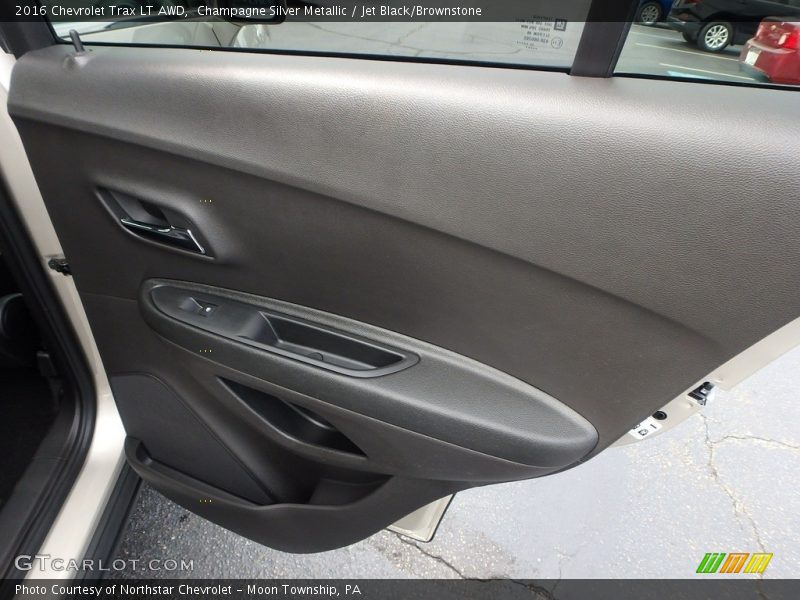 Champagne Silver Metallic / Jet Black/Brownstone 2016 Chevrolet Trax LT AWD