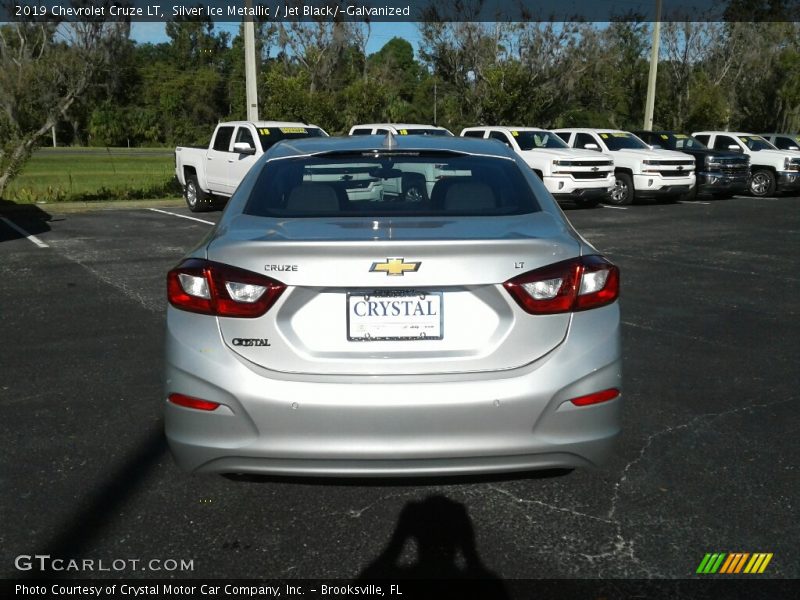 Silver Ice Metallic / Jet Black/­Galvanized 2019 Chevrolet Cruze LT