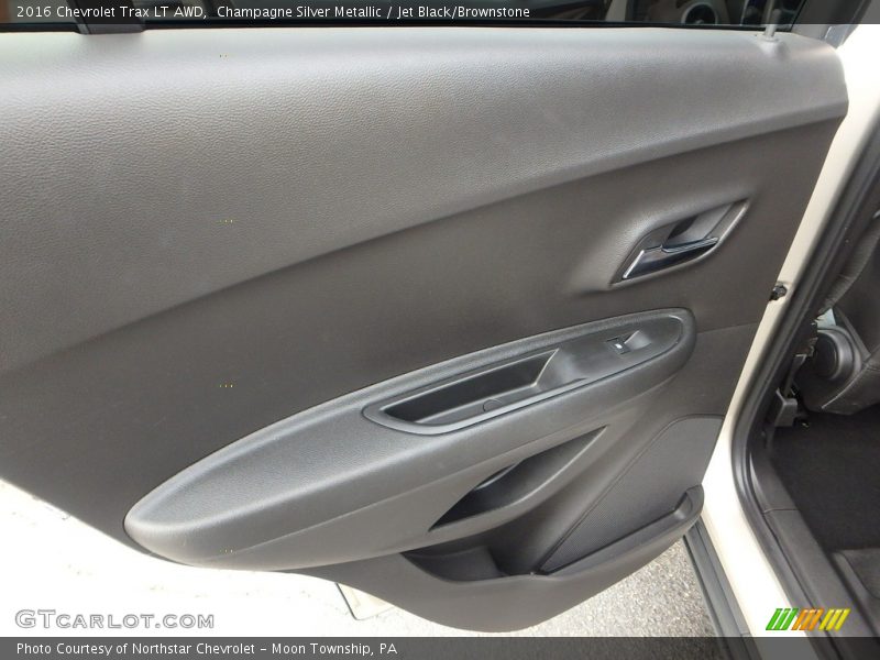 Champagne Silver Metallic / Jet Black/Brownstone 2016 Chevrolet Trax LT AWD