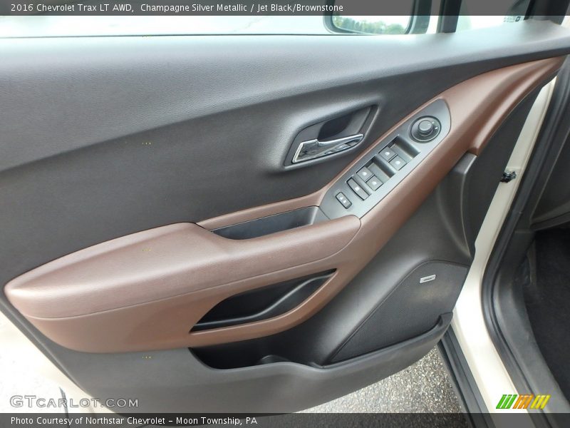 Champagne Silver Metallic / Jet Black/Brownstone 2016 Chevrolet Trax LT AWD