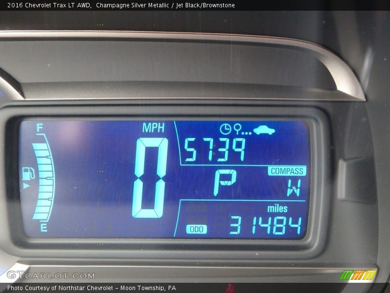 Champagne Silver Metallic / Jet Black/Brownstone 2016 Chevrolet Trax LT AWD