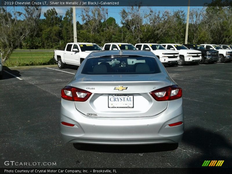 Silver Ice Metallic / Jet Black/­Galvanized 2019 Chevrolet Cruze LT