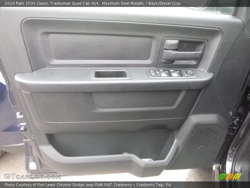 Maximum Steel Metallic / Black/Diesel Gray 2019 Ram 1500 Classic Tradesman Quad Cab 4x4