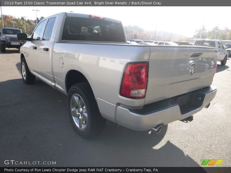 Bright Silver Metallic / Black/Diesel Gray 2019 Ram 1500 Classic Tradesman Quad Cab 4x4