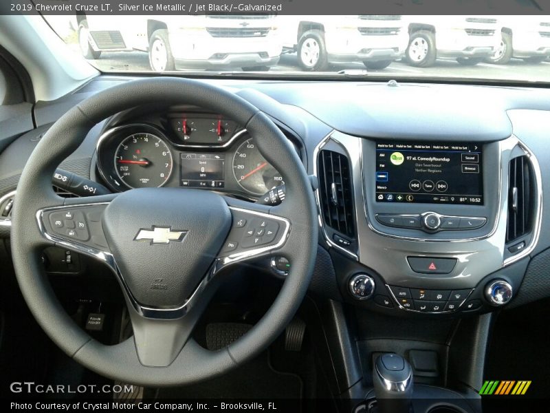 Silver Ice Metallic / Jet Black/­Galvanized 2019 Chevrolet Cruze LT
