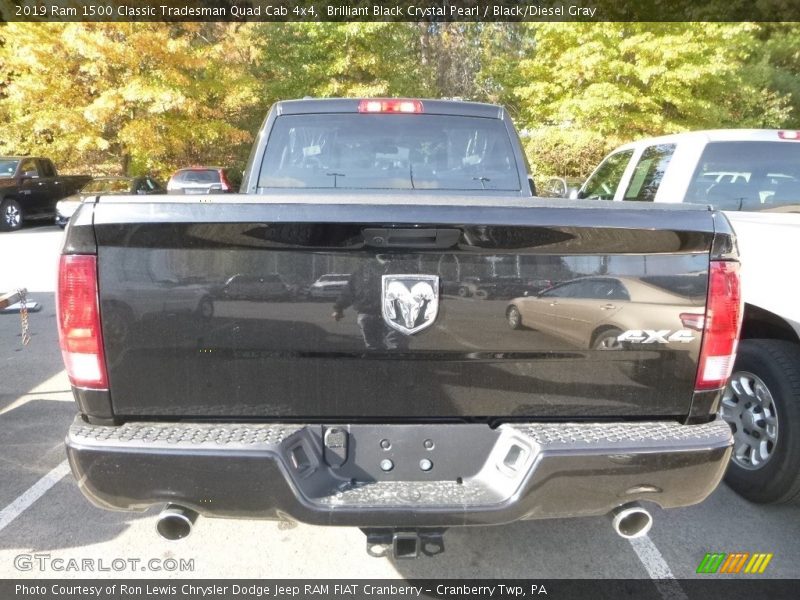 Brilliant Black Crystal Pearl / Black/Diesel Gray 2019 Ram 1500 Classic Tradesman Quad Cab 4x4