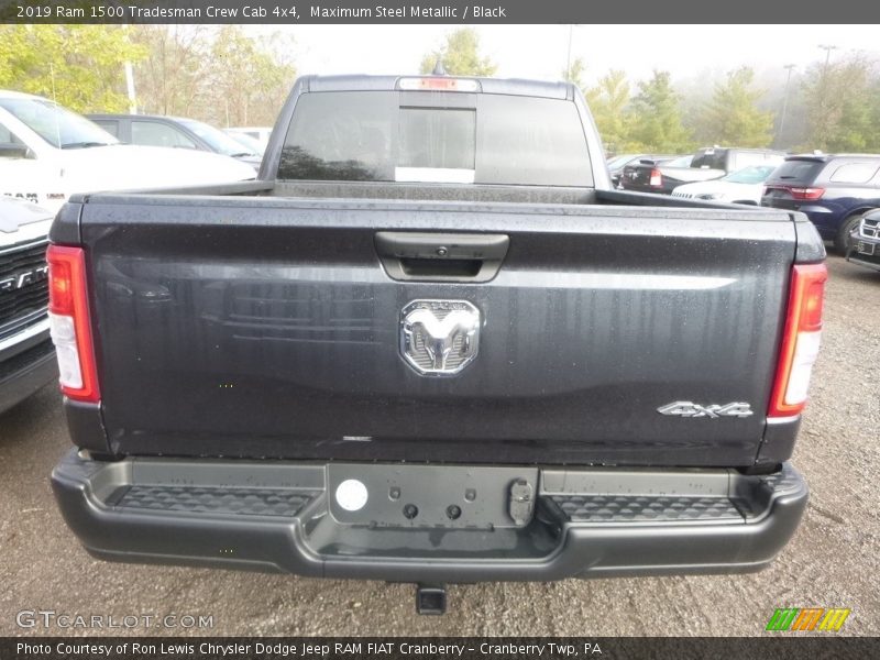 Maximum Steel Metallic / Black 2019 Ram 1500 Tradesman Crew Cab 4x4