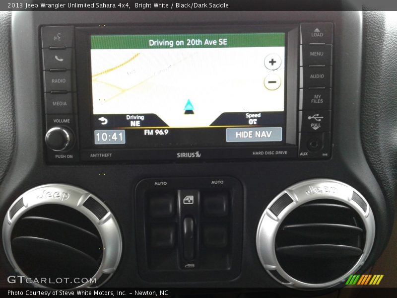 Bright White / Black/Dark Saddle 2013 Jeep Wrangler Unlimited Sahara 4x4