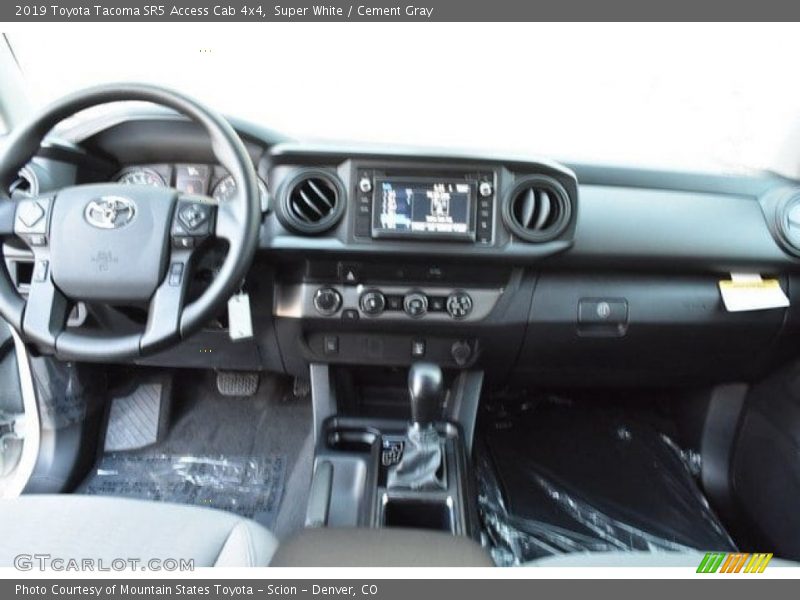 Super White / Cement Gray 2019 Toyota Tacoma SR5 Access Cab 4x4