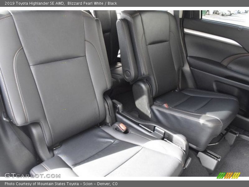 Blizzard Pearl White / Black 2019 Toyota Highlander SE AWD