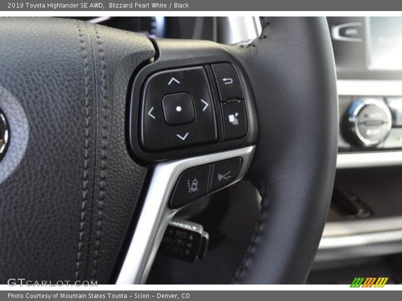 Blizzard Pearl White / Black 2019 Toyota Highlander SE AWD