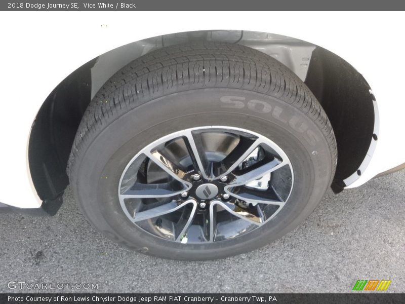Vice White / Black 2018 Dodge Journey SE