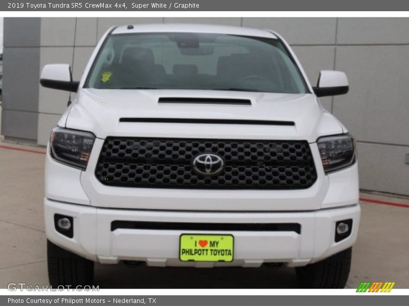 Super White / Graphite 2019 Toyota Tundra SR5 CrewMax 4x4
