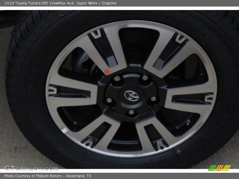 Super White / Graphite 2019 Toyota Tundra SR5 CrewMax 4x4
