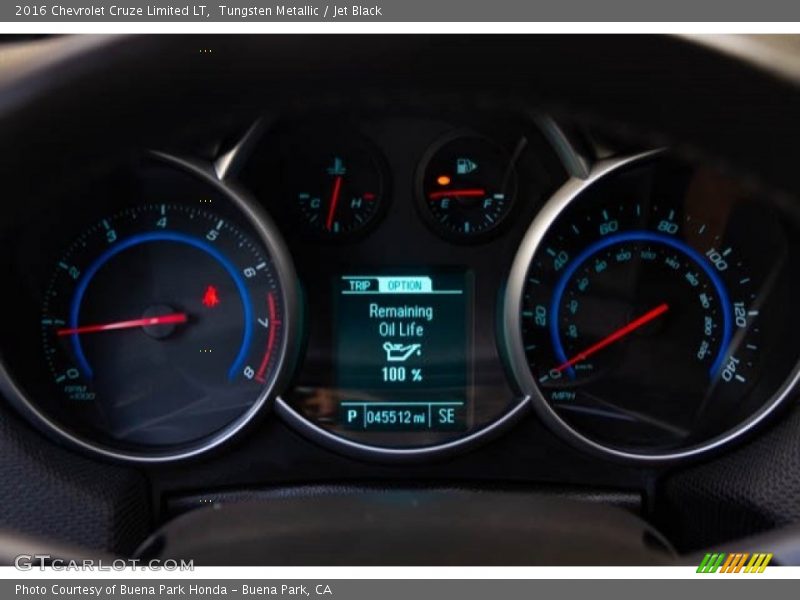 Tungsten Metallic / Jet Black 2016 Chevrolet Cruze Limited LT