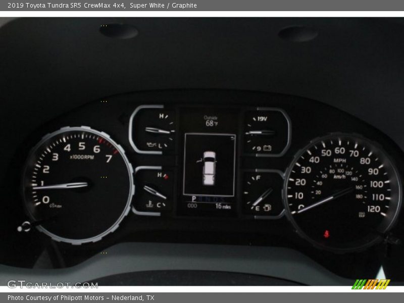 Super White / Graphite 2019 Toyota Tundra SR5 CrewMax 4x4