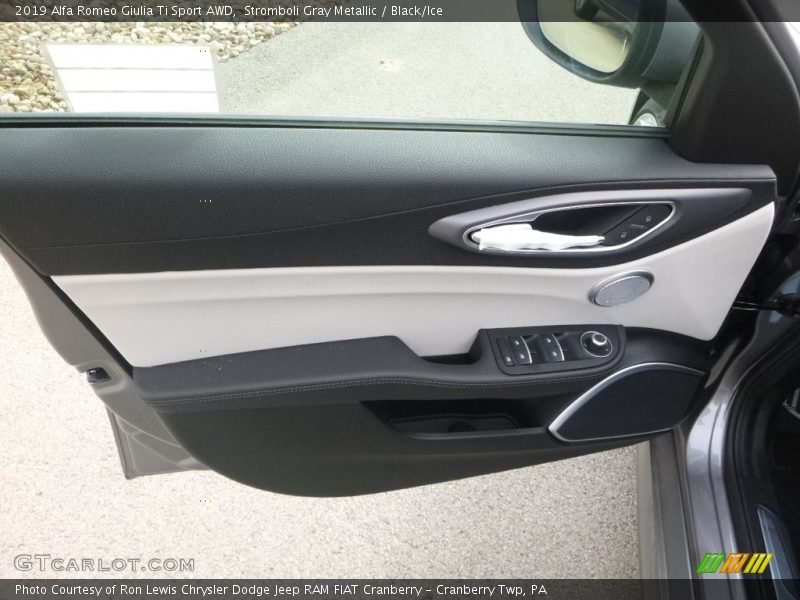 Stromboli Gray Metallic / Black/Ice 2019 Alfa Romeo Giulia Ti Sport AWD