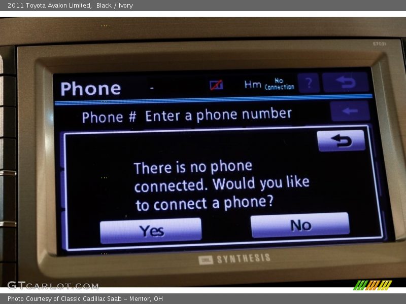Black / Ivory 2011 Toyota Avalon Limited