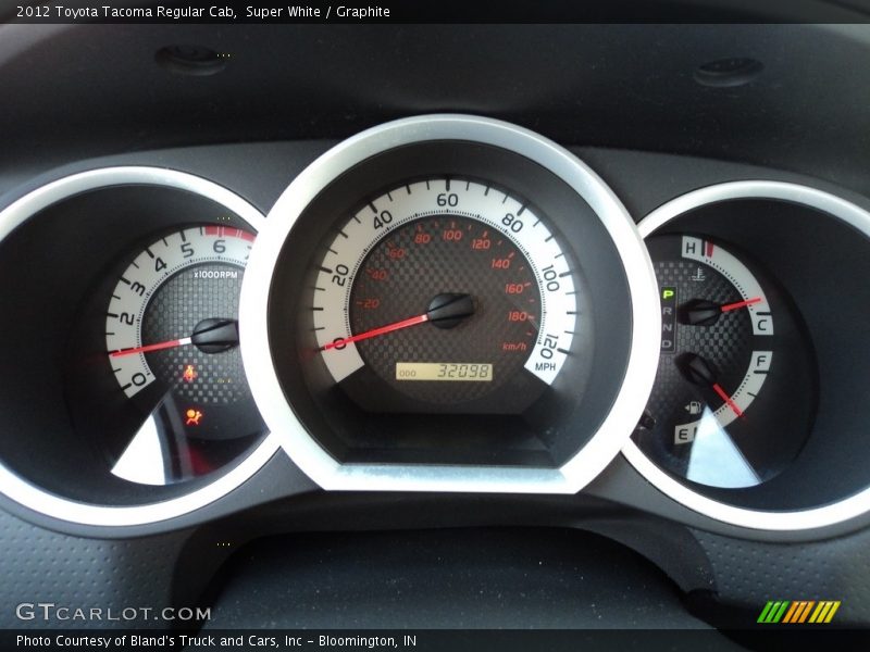 Super White / Graphite 2012 Toyota Tacoma Regular Cab