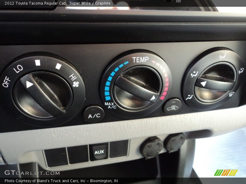 Super White / Graphite 2012 Toyota Tacoma Regular Cab