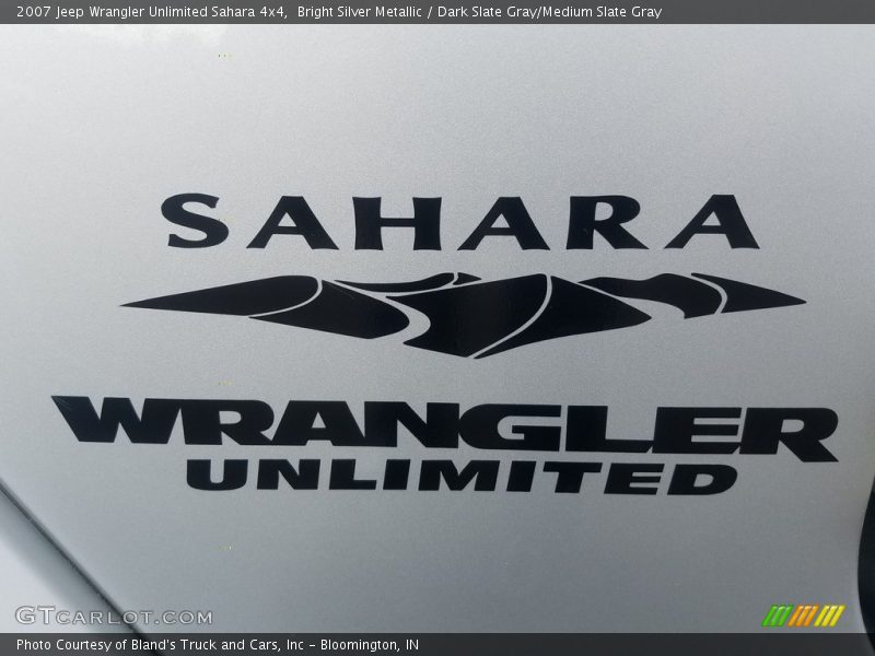 Bright Silver Metallic / Dark Slate Gray/Medium Slate Gray 2007 Jeep Wrangler Unlimited Sahara 4x4