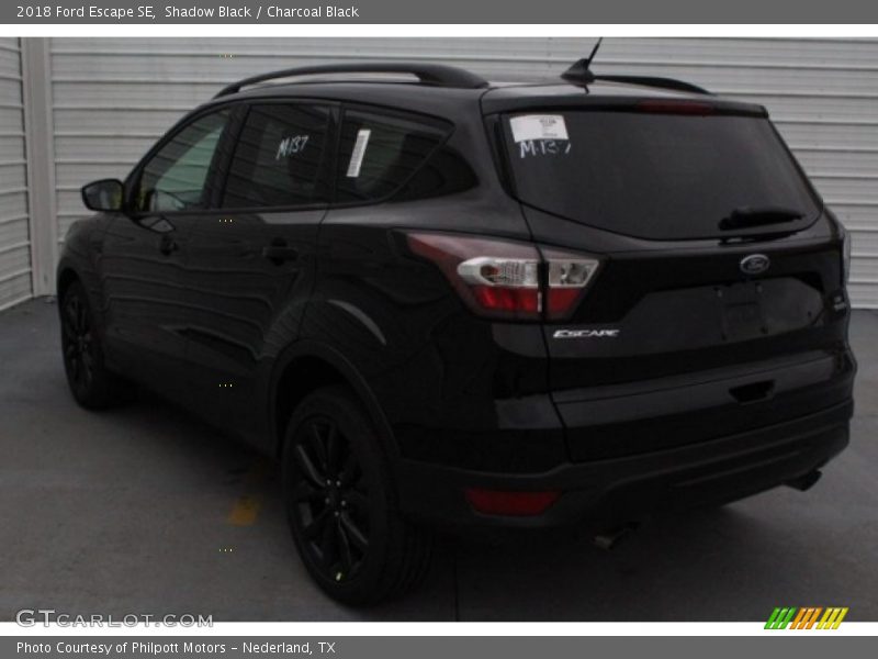 Shadow Black / Charcoal Black 2018 Ford Escape SE