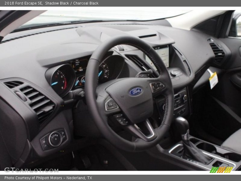 Shadow Black / Charcoal Black 2018 Ford Escape SE