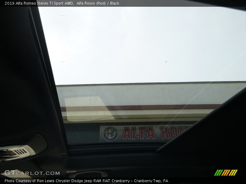 Alfa Rosso (Red) / Black 2019 Alfa Romeo Stelvio Ti Sport AWD