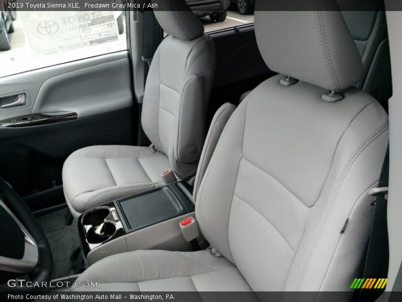 Predawn Gray Mica / Ash 2019 Toyota Sienna XLE