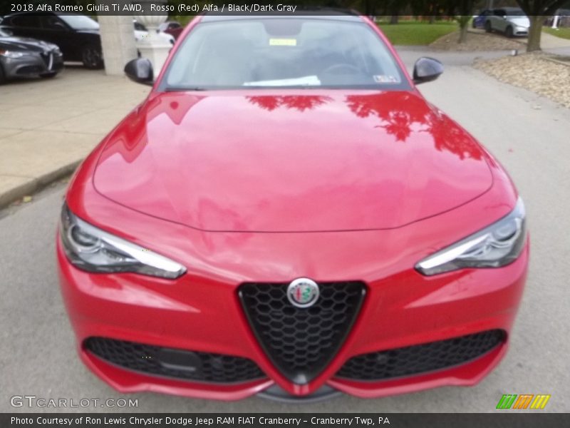 Rosso (Red) Alfa / Black/Dark Gray 2018 Alfa Romeo Giulia Ti AWD