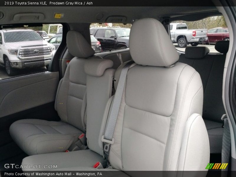 Predawn Gray Mica / Ash 2019 Toyota Sienna XLE