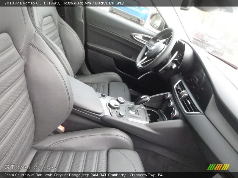 Rosso (Red) Alfa / Black/Dark Gray 2018 Alfa Romeo Giulia Ti AWD