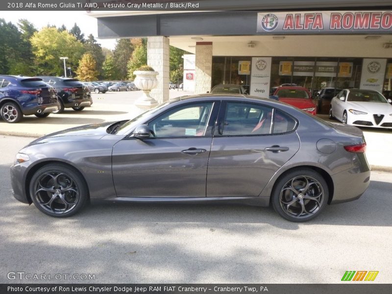Vesuvio Gray Metallic / Black/Red 2018 Alfa Romeo Giulia Ti AWD