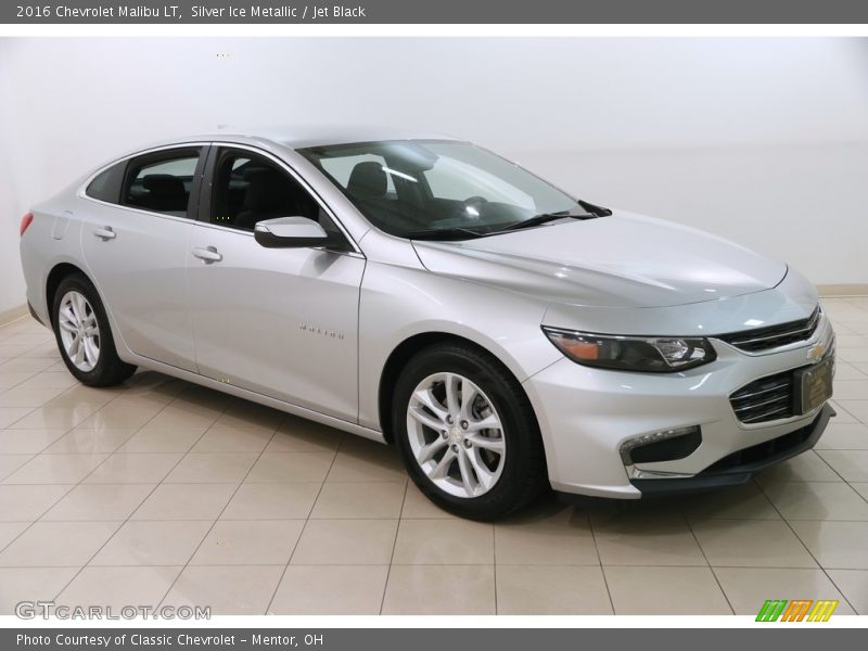 Silver Ice Metallic / Jet Black 2016 Chevrolet Malibu LT