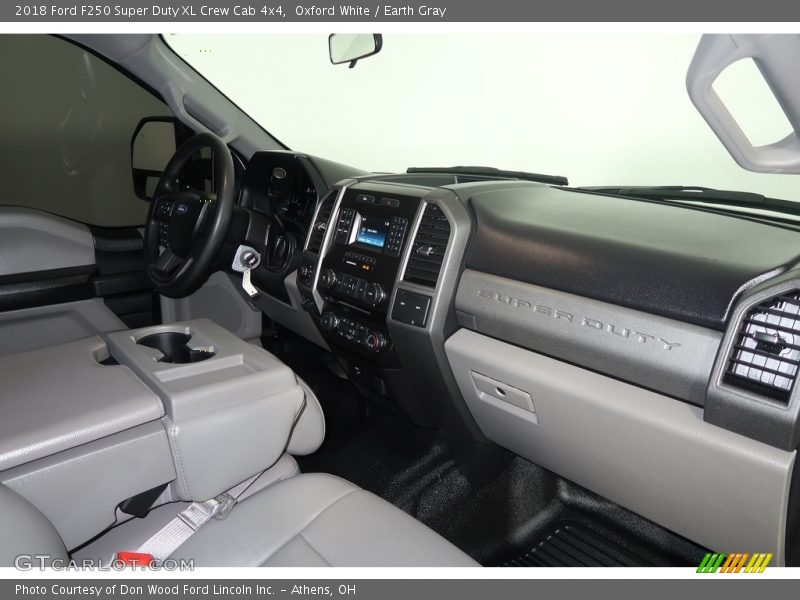 Oxford White / Earth Gray 2018 Ford F250 Super Duty XL Crew Cab 4x4