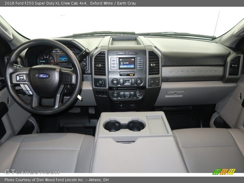 Oxford White / Earth Gray 2018 Ford F250 Super Duty XL Crew Cab 4x4