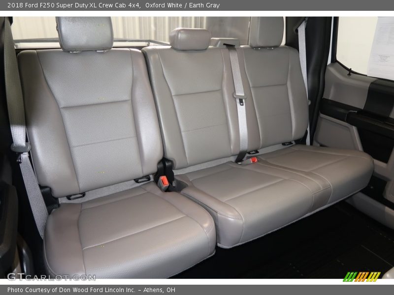 Oxford White / Earth Gray 2018 Ford F250 Super Duty XL Crew Cab 4x4