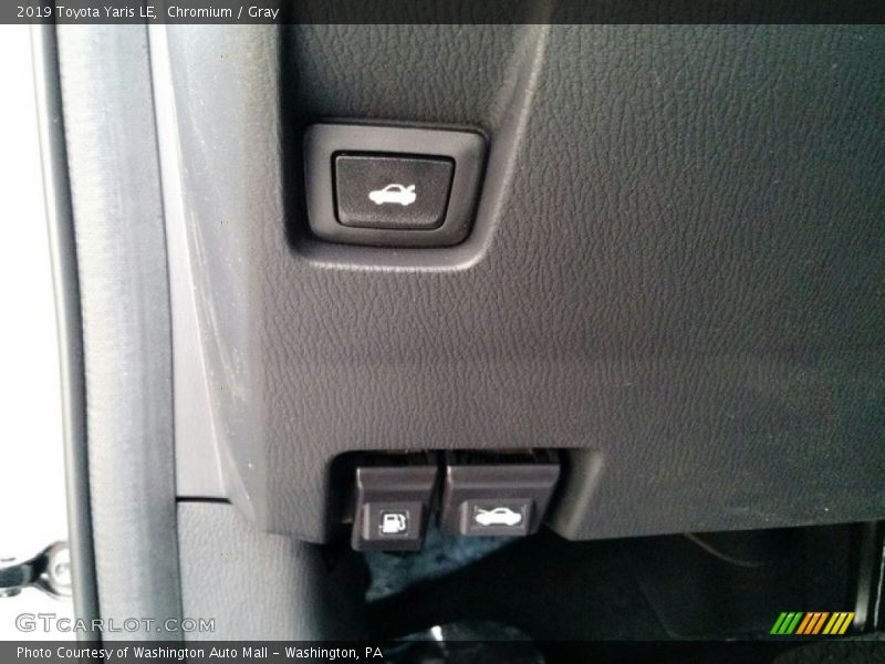 Chromium / Gray 2019 Toyota Yaris LE