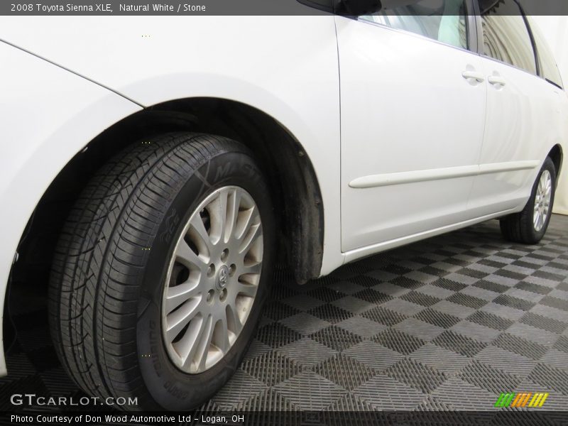Natural White / Stone 2008 Toyota Sienna XLE